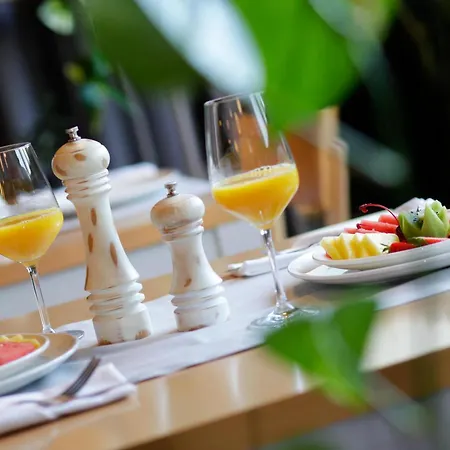 Lifestyle Vitar - Adults Only 4*