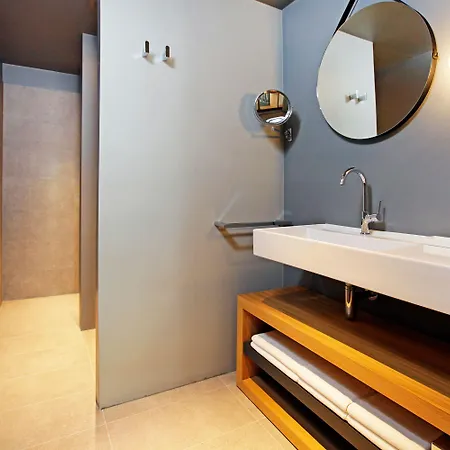 Lifestyle Vitar - Adults Only