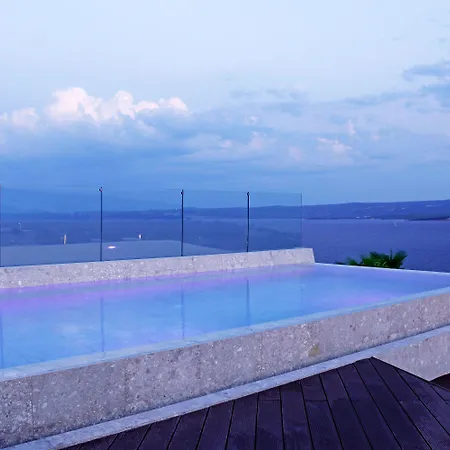 Lifestyle Vitar - Adults Only