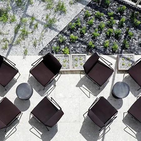 Lifestyle Vitar - Adults Only